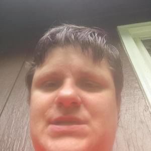 Meet your Posher, Desi